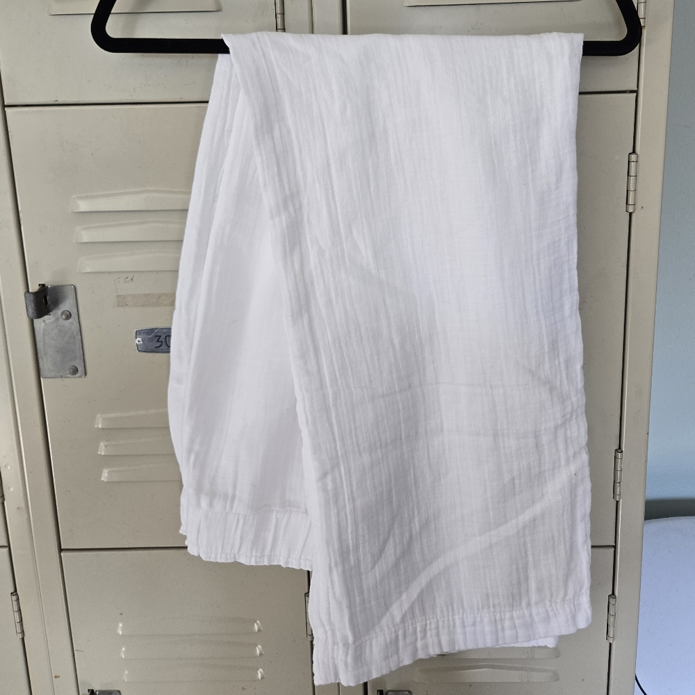 GAP White Linen Pants